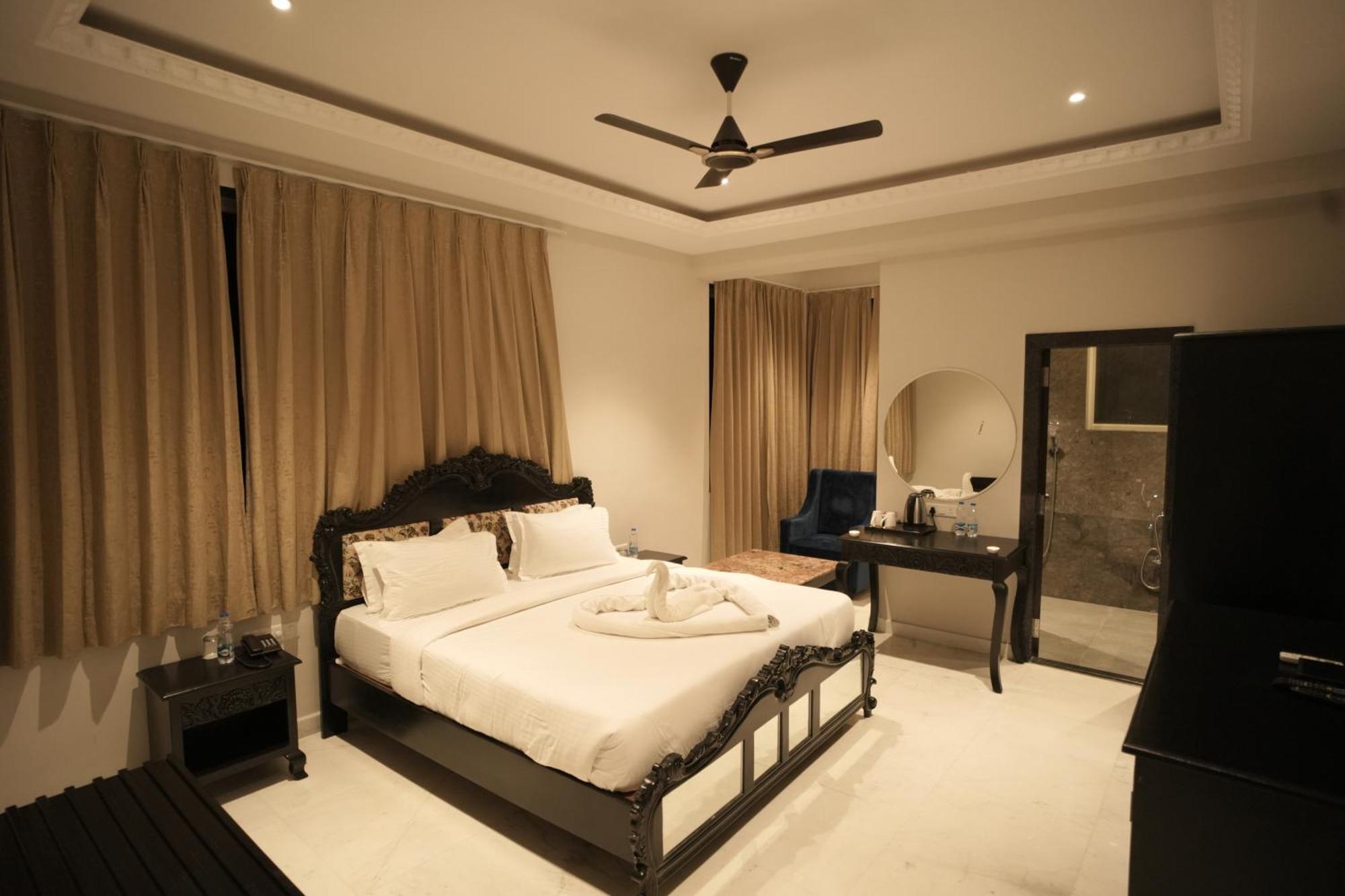 Surya Uday Villa Udaipur Exterior photo